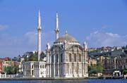 Dolmabahce palace, resicence of the last Ottoman sultans, build between 1843 and 1856, Istanbul. Turkey.