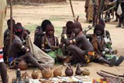 Hamar people at Turmi market. South, Ethiopia.