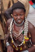 Hamar people at Turmi market. South, Ethiopia.