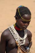 Hamar people at Turmi market. South, Ethiopia.
