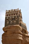 Famous 'rock palace' Dar al-Hajar at Wadi Dhahr. Yemen.