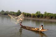 Fishermen - Life at the river, Mrauk U area. Myanmar (Burma).