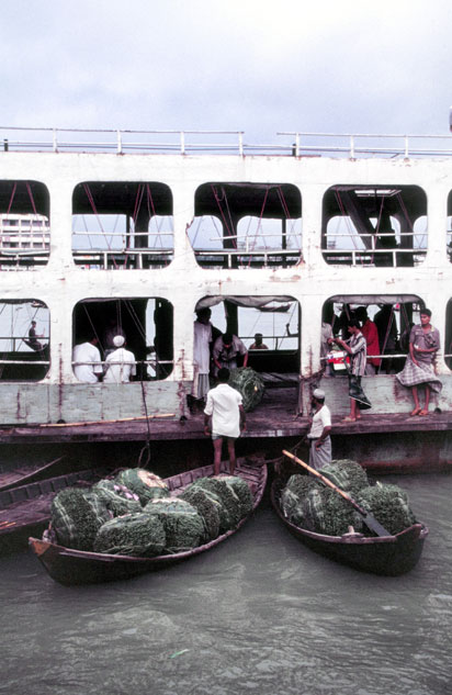 Goods shiping at Dhaka riverport. Bangladesh.
