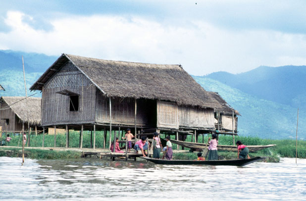 Life at the Inle lake. Myanmar (Burma).