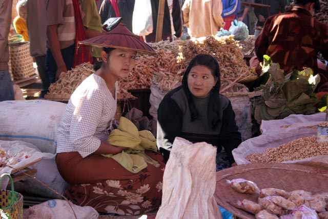Inle Lake market. Myanmar (Burma).