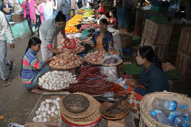 Market at Nyaung U. Myanmar (Burma).