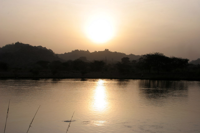 Lagdo Lake (Lac Lagdo) near Lagdo village. Cameroon.