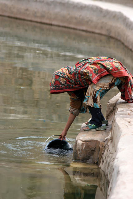Even today women come for the water to the cistern. Hababah village. Yemen.