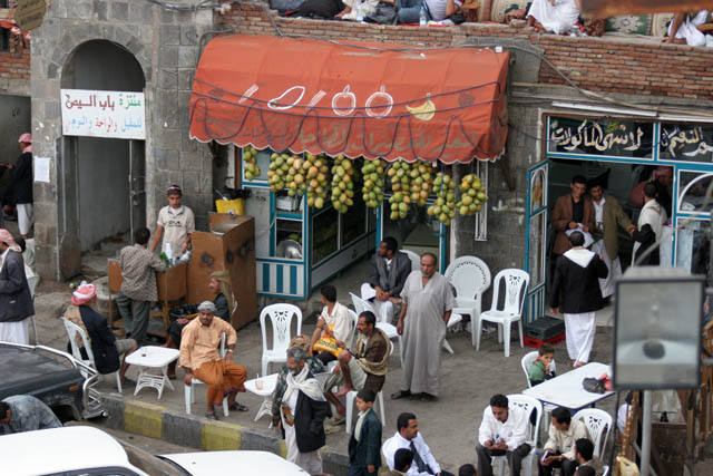 Tea and juice shop. It is very popular among yemenis. Sana city. Yemen.