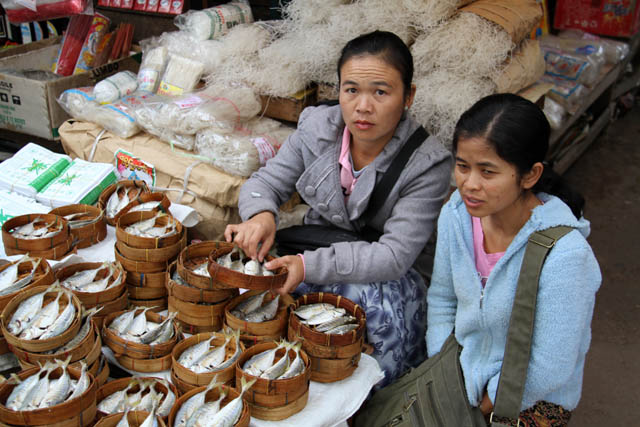 Main market at Kengtung town. Myanmar (Burma).