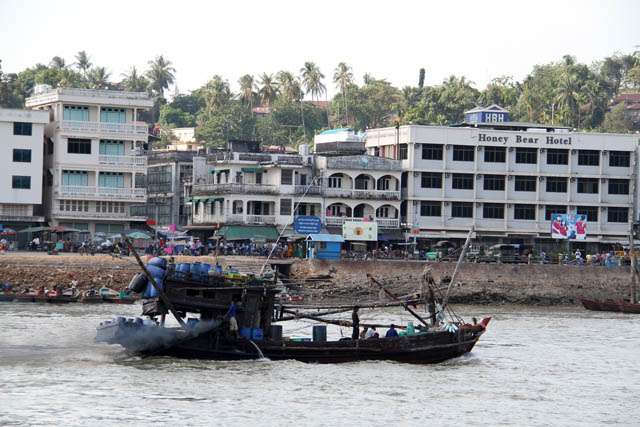 Border town Kaw Thaung - entrance point for divers coming from Thailand to dive at Mergui Archipelago. Myanmar (Burma).