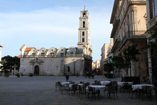 Plaza de San Francisco de Asis, old Havana (Habana Vieja). Cuba.