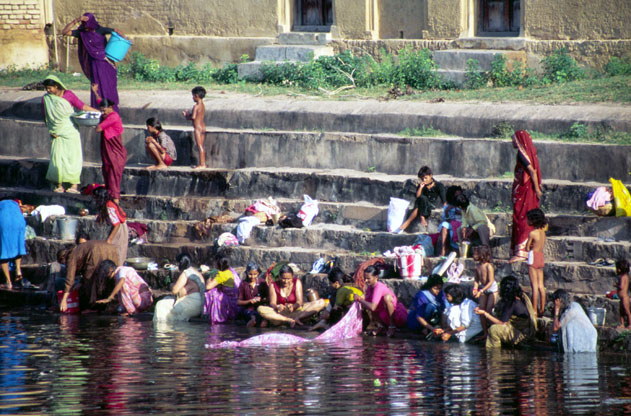 Morning washing at Khajuraho. India.