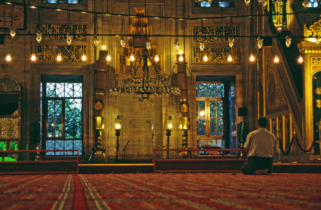 Yeni Cami Mosque, Istanbul. Turkey.