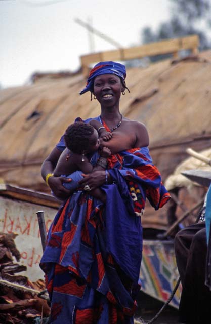 Local woman at Mopti town. Mali.